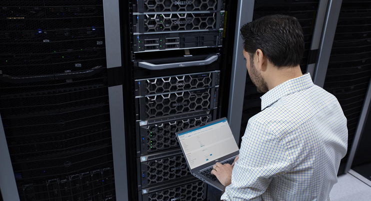 Dell Technologies oferuje usługi konfiguracyjne dla serwerów. Aby nic nie zostawiać przypadkowi